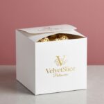 cake boxes with logo